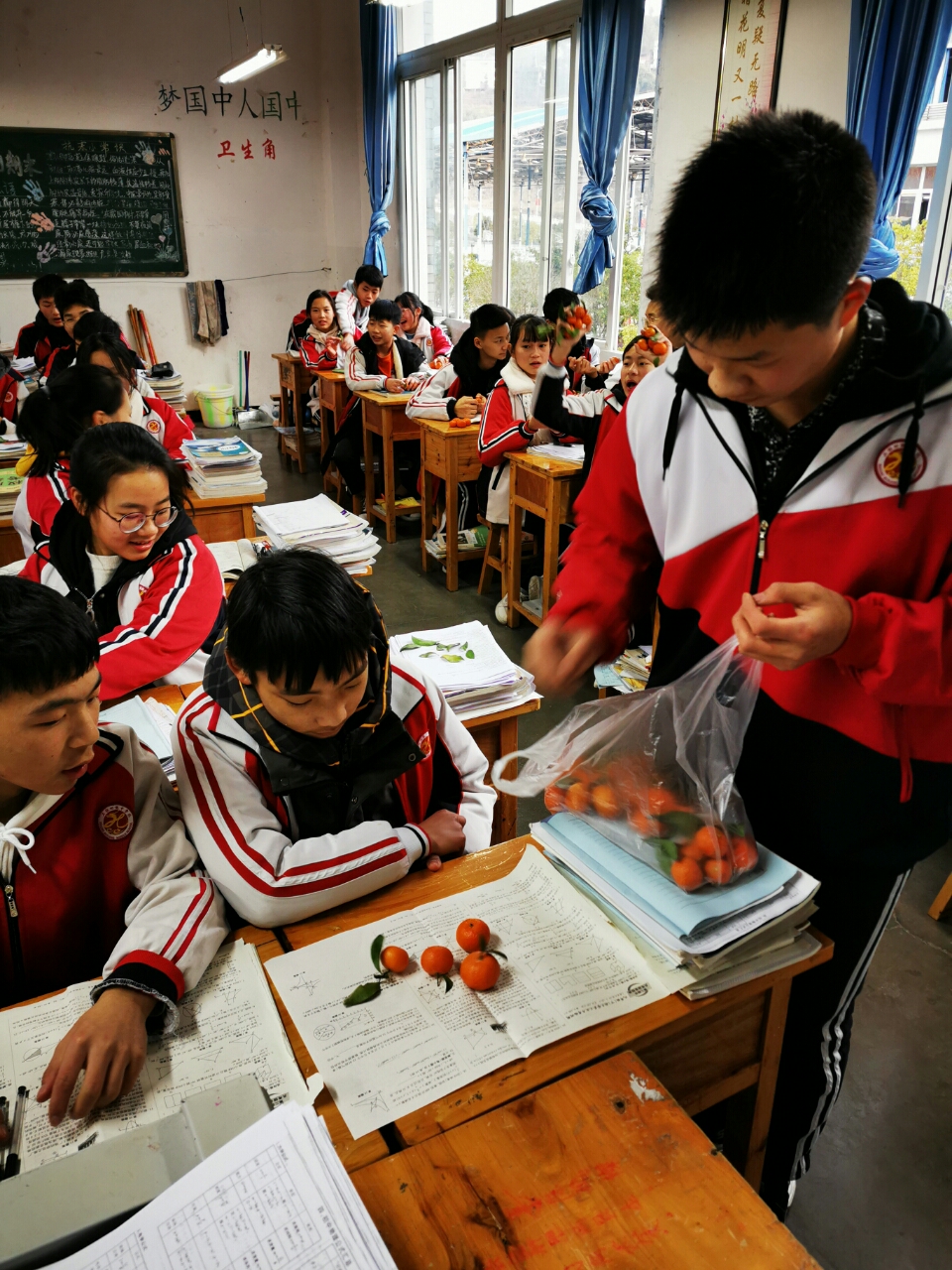 石柱回龙中学寝室图片图片